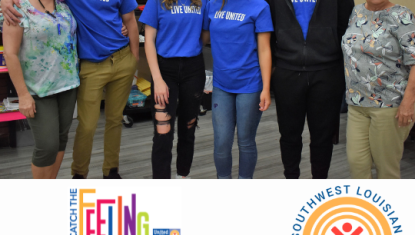 teen volunteers helping at a senior center